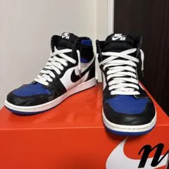 Nike Air Jordan 1 Retro High Royal Toe