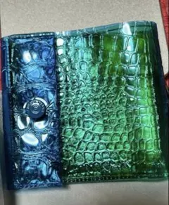 beautiful people 新品未使用✨️ クロコダイル風 二つ折り財布