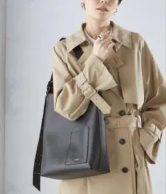 SHIPS NUCLE:HALLOW シップス　ショルダーバッグ バッグ