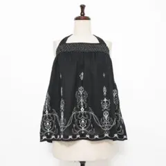 美品 ストロベリーフィールズ 刺繍キャミソール ブラック サイズF*RD401のサムネイル