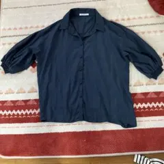 E hyphen world gallery PEACE ネイビー五分袖シャツ