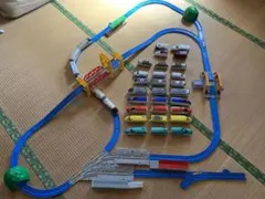 プラレールまとめ販売　＋　自走式プチ電車シリーズ