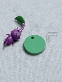紫ピクミン　フィギュア　チョコエッグ