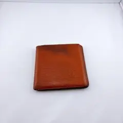 ルイヴィトン エピ 二つ折り財布 ブラウン使用感強め