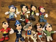 ミッキーマウス ぬいぐるみバッジ9体セット