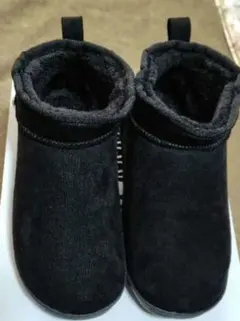 ミネトンカ　アンクル　ショートブーツ　黒　新品