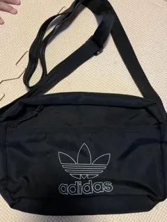ショルダーバッグ adidas