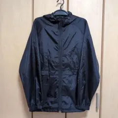 UNIQLOナイロンパーカー