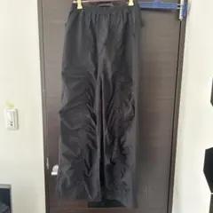 ブラック ギャザー入り ワークパンツ