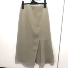 未使用　インディヴィ　ベージュ フレアスカート アシンメトリック