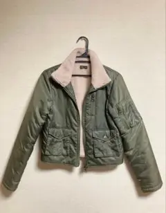 オリーブグリーン ボア襟 ミリタリージャケット　Mサイズ