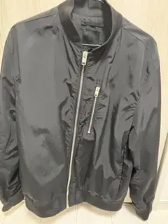H&M ブラック ナイロン ボンバージャケットのサムネイル