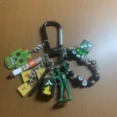 キーホルダー　ストリート　カラビナ　麻雀牌　ダイス　ドクロ