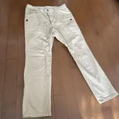ベージュ チノパン　Ｍ