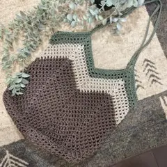 ☆手編み マクラメ糸 大きめ グラニースクエアボトムトート☆ブラウン