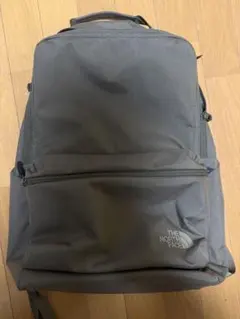 THE NORTH FACE シャトルデイパック ビジネスリュック カーキ