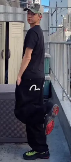 2026年最新】カツキ着用の人気アイテム - メルカリ