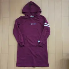 ポンポネットジュニア M 150cm フード付きワンピース　ワインレッド、エンジ