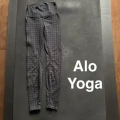 Alo Yoga レオパード柄 レギンス スパッツ - メルカリ