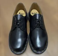 Dr. Martens 1461 3 ホール