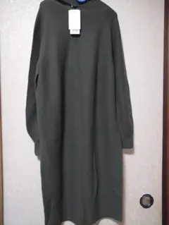 ⭐新品タグ付⭐UNIQLO 3Dコットンバルーンスリーブワンピース(長袖)