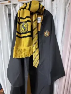 ハリーポッター ハッフルパフ USJ正規品 Mサイズ ローブ ネクタイ マフラー