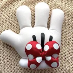 ミニーたちゃん　グローブ　右手　ディズニー