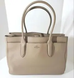 コーチ　ベイリーキャリーオールハンドバッグ　レザーグレーベージュ