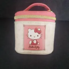 サンリオキャラクターズ　ハローキティ　 小型ミニポーチ