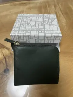 COMME des GARCONS 光沢チェック柄レザーグループ 財布 - メルカリ