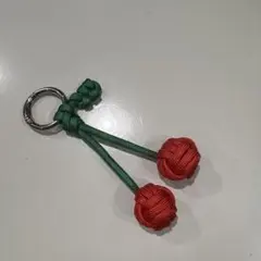 パラコード チェリー型バッグチャーム