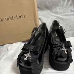 【新品・未使用】DearMyLove ブラック厚底パンプス　十字架リボンチャーム