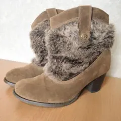 美品　ファー付きブーツ　Mサイズ