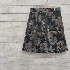 台形スカート（M）花柄　総柄　後ろゴム　ファスナー　上院　華やか✨
