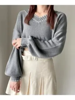 Heather ステッチラインＶネックニット