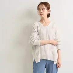 【IENA】テープヤーン ワイドリブ Vネックプルオーバー 綿麻混 リネンニットのサムネイル