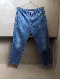 Item thumbnail for item 5f2fe0a2-a970-4daf-80a3-b11f13e92c25