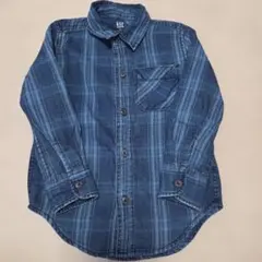 美品。GAP チェック柄デニムシャツ 110cm