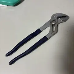 Item thumbnail for item 1afc157a-3538-49d2-a5cf-769b4e3e2553