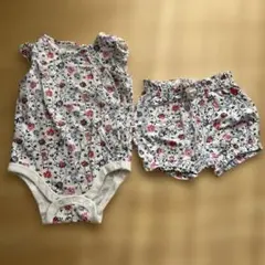 baby gap花柄ロンパースとショートパンツセット