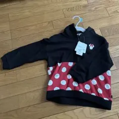 ［新品］バースデー　ミニーマウス パーカー　ディズニー　120センチ