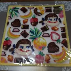 新品未開封品　フェイラーLOVERARY ハンカチ 　ペコちゃん