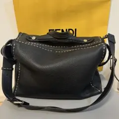 最終値下　フェンディ　メンズ　セレリア　スタッズ　FENDI 2way ハンドのサムネイル