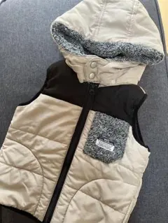 BREEZE フード付きダウンベスト 100サイズ