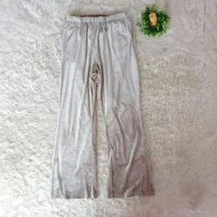 earth ベロアリブパンツ F ベージュ　カジュアル　光沢感　美脚シルエット