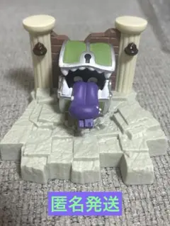 ドラゴンクエスト：【ミミック】立体モンスター図鑑フィギュア 大魔王ゾーマ登場編