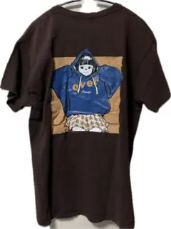 over print 古塔つみ Tシャツ ブラウン バックプリント