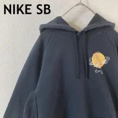 X1 ナイキSB スケーター　スウェットパーカー　Sメンズ　黒