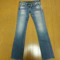 ロデオクラウンズストレートデニム