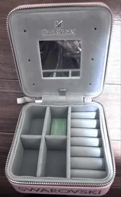 Swarovski ジュエリーポーチ ピンク